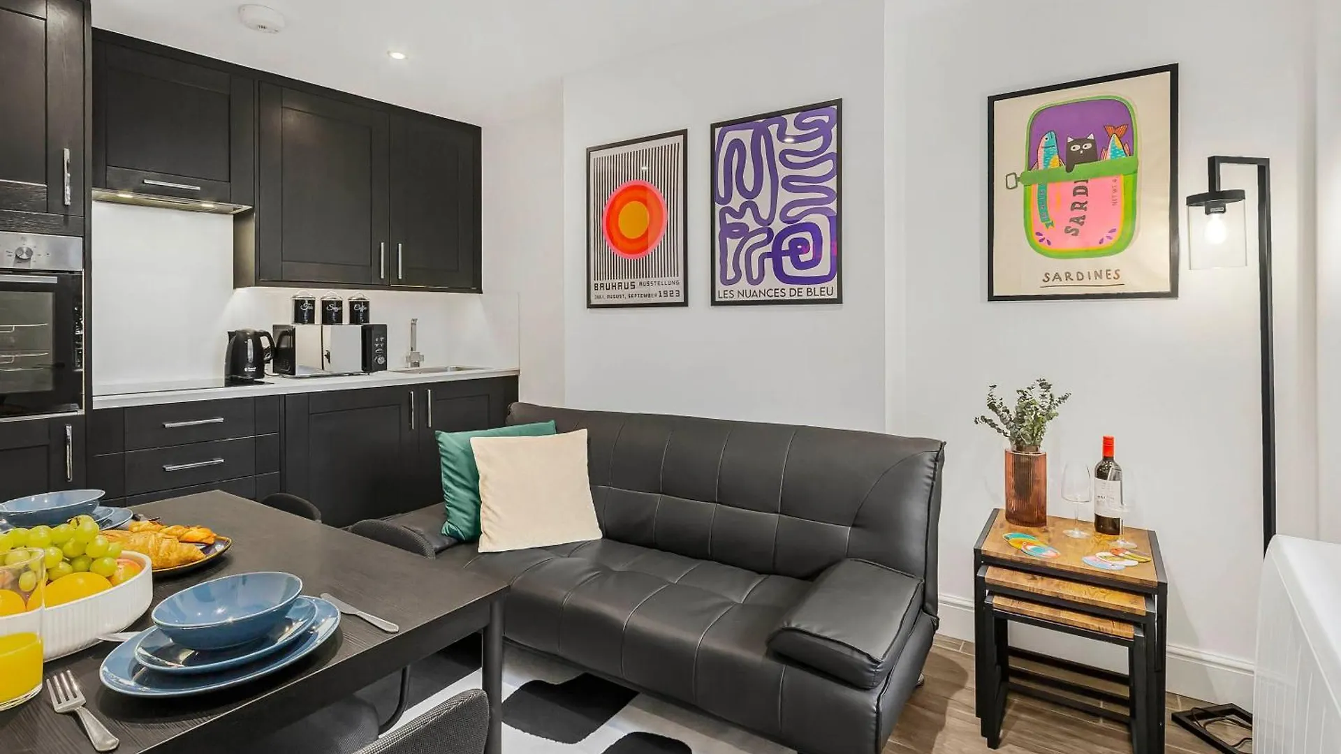 Central Brighton - Sleeps 3 - Near Beach 0*,  United Kingdom
