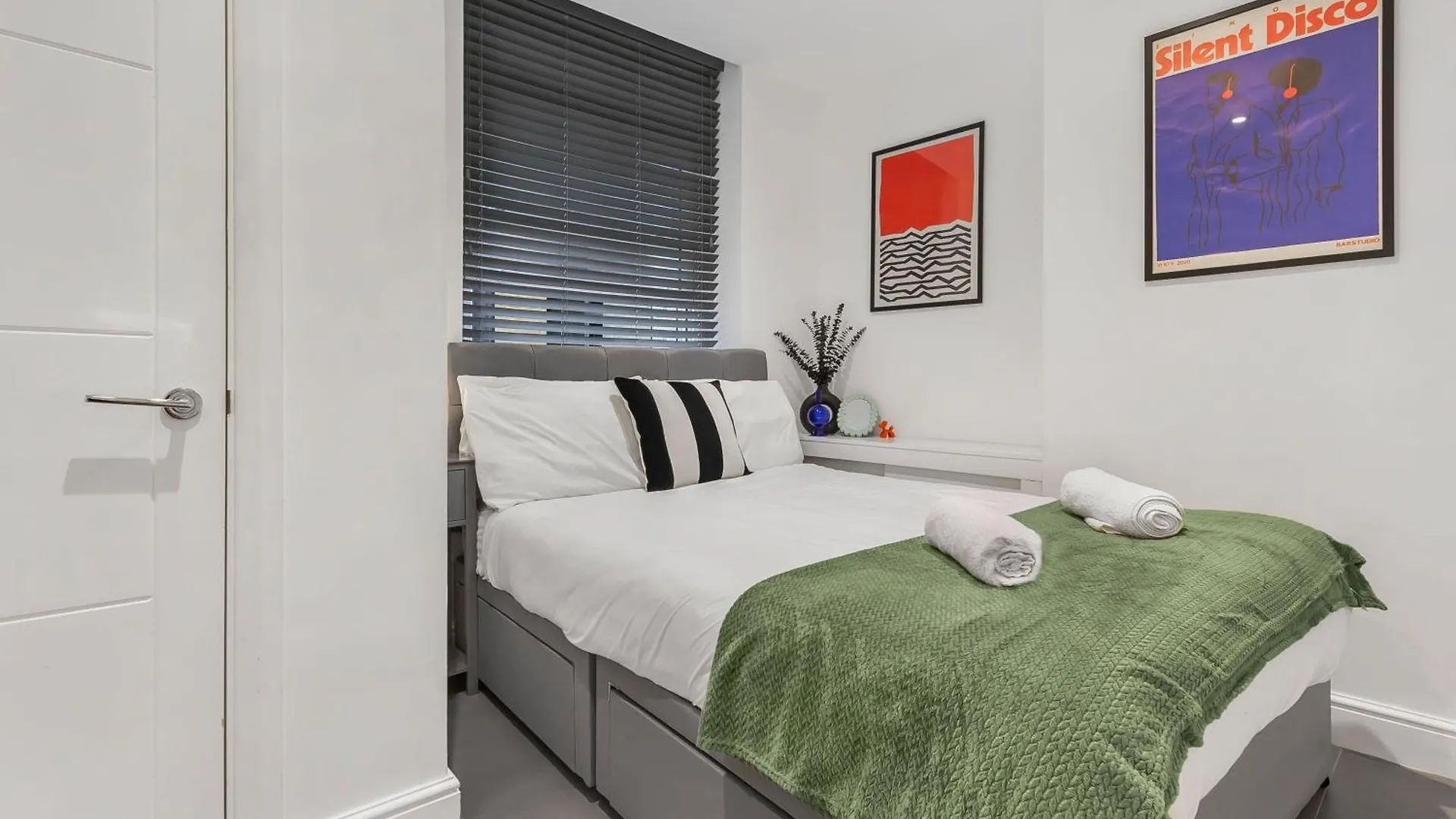 Central Brighton - Sleeps 3 - Near Beach